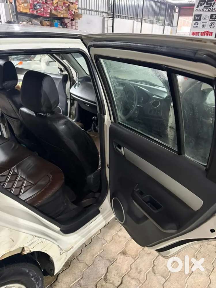 Maruti Swift 1.2 Vxi 2010 Model
