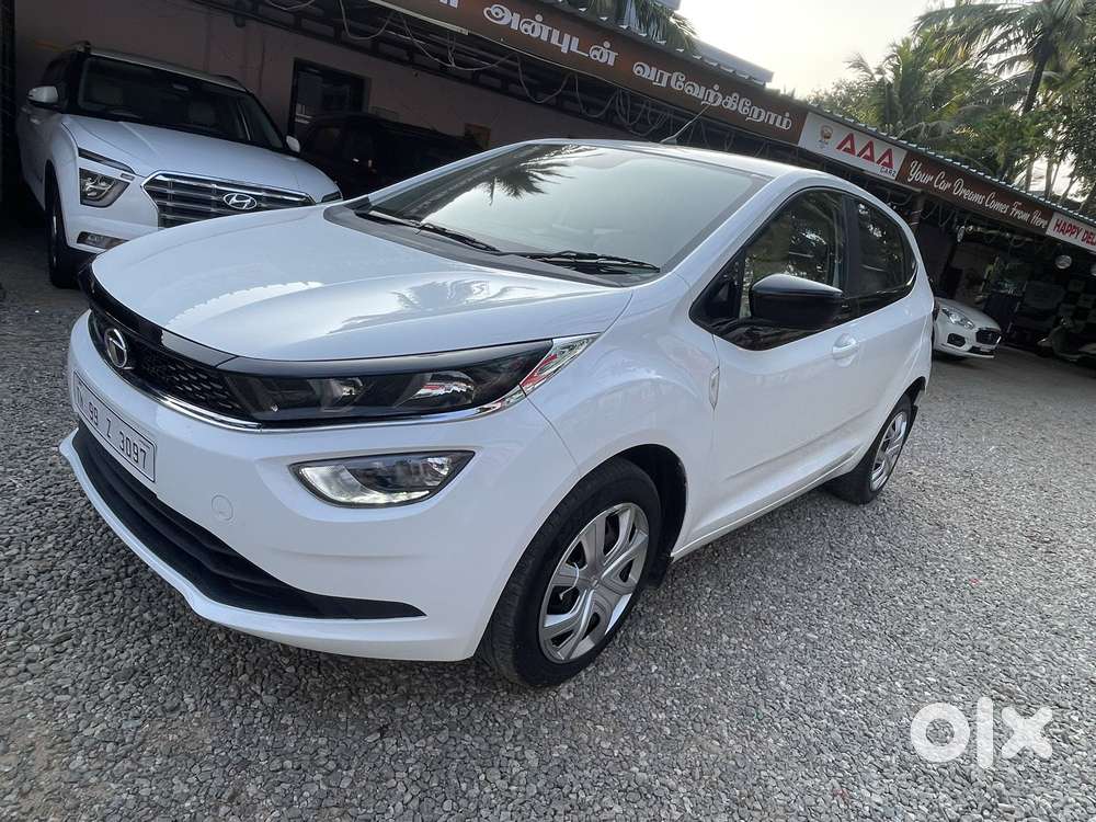 Tata Altroz 1.2 Xt, 2023, Petrol