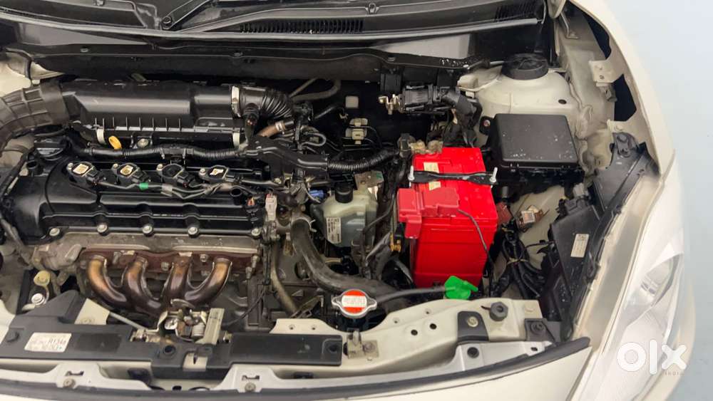 Maruti Suzuki Dzire 1.2 Vxi Amt, 2018, Petrol