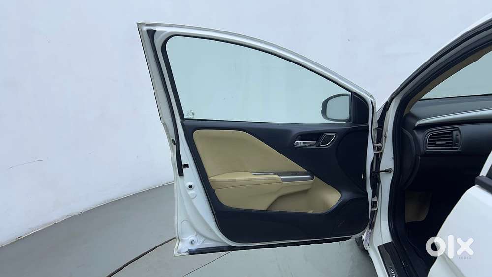 Honda City 1.5 Zx Cvt I-vtec, 2017, Petrol