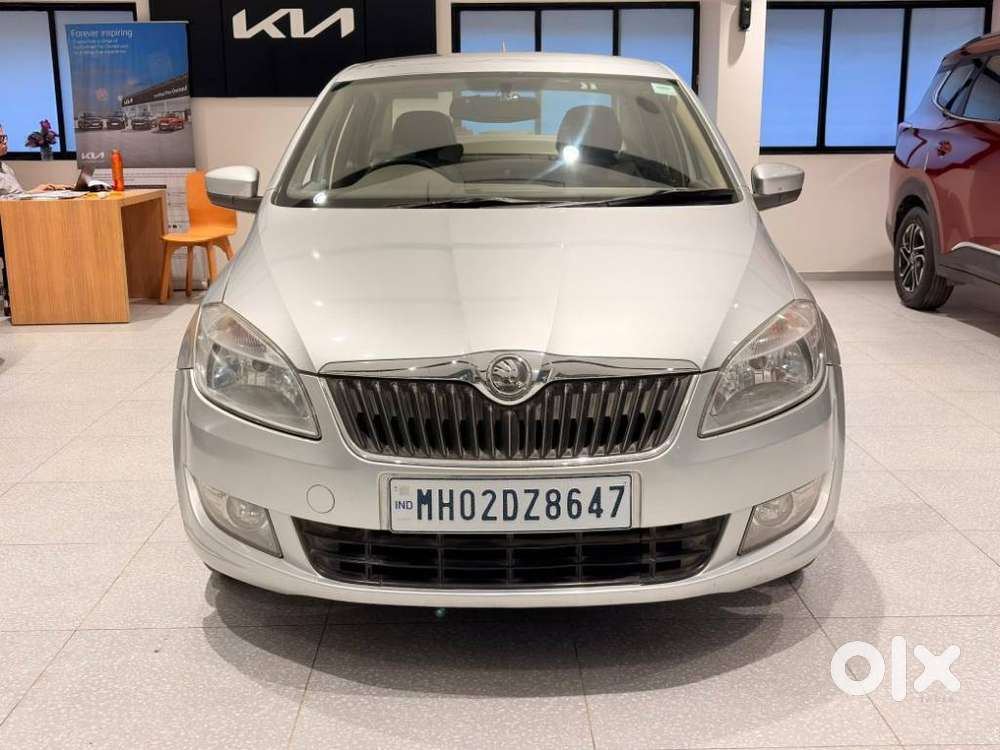 Skoda Rapid 1.6 Mpi Ambition, 2015, Petrol