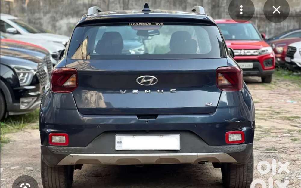 Hyundai Venue 2020(less Driven)