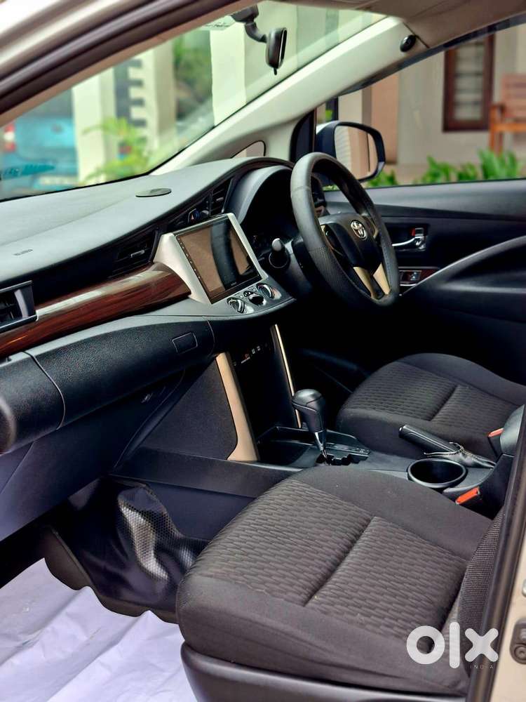 Toyota Innova Crysta 2.8 Gx At 7 Str, 2017, Diesel