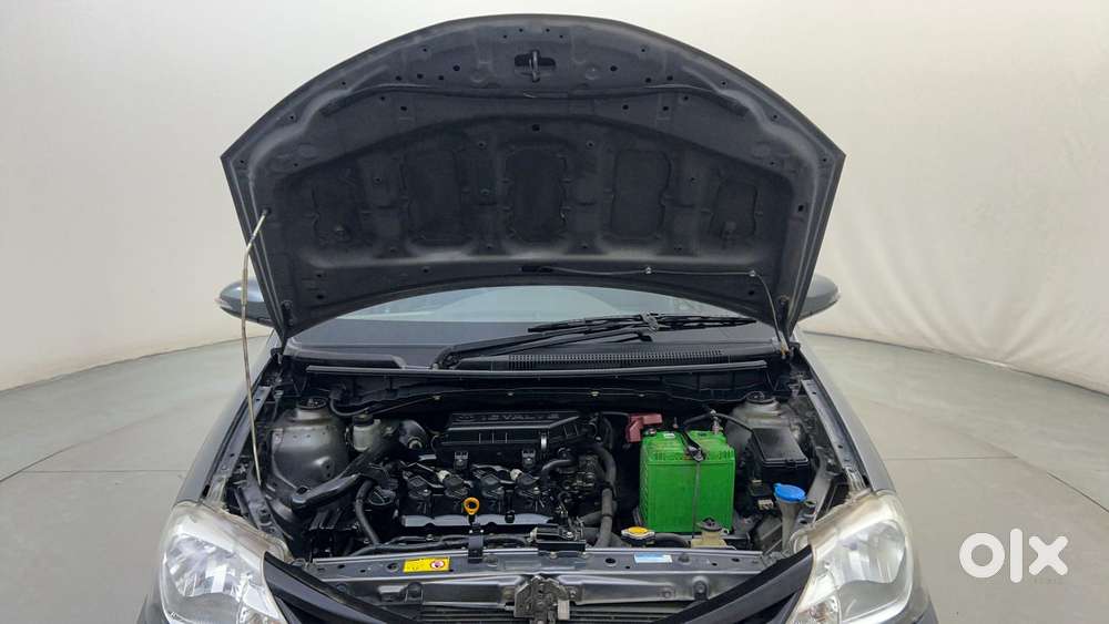 Toyota Etios V, 2015, Petrol