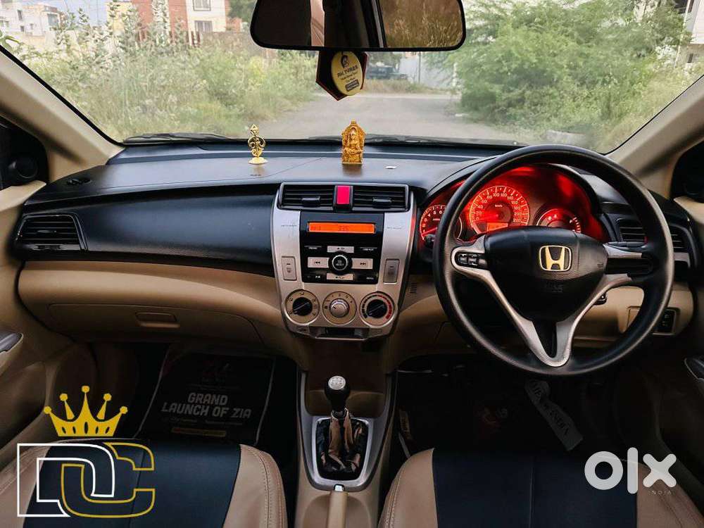 Honda City V Mt, 2011, Petrol