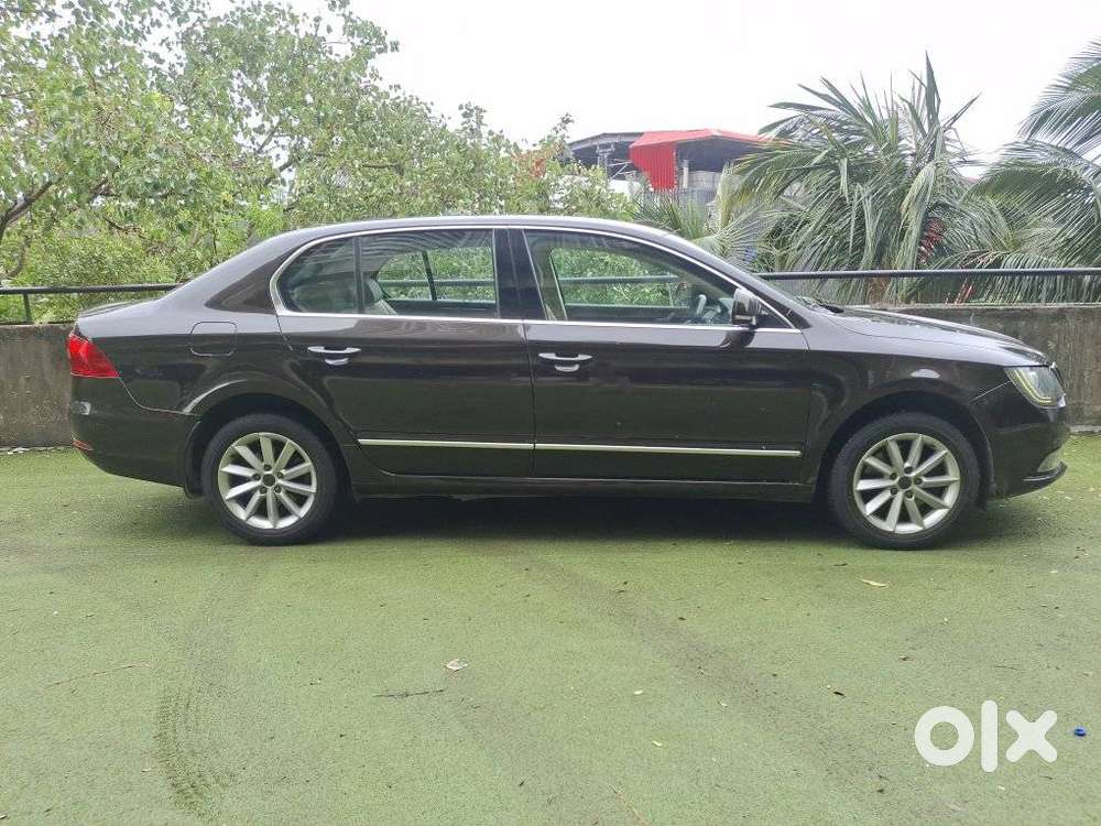 Skoda Superb 1.8 Elegance Tsi At, 2015, Petrol