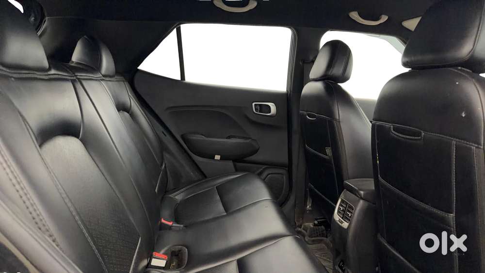 Hyundai Venue 1.2 S (o), 2022, Petrol
