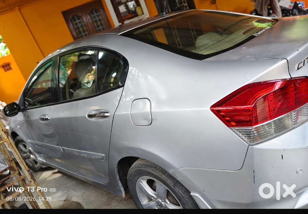 Honda Civic 2011 Year Petrol