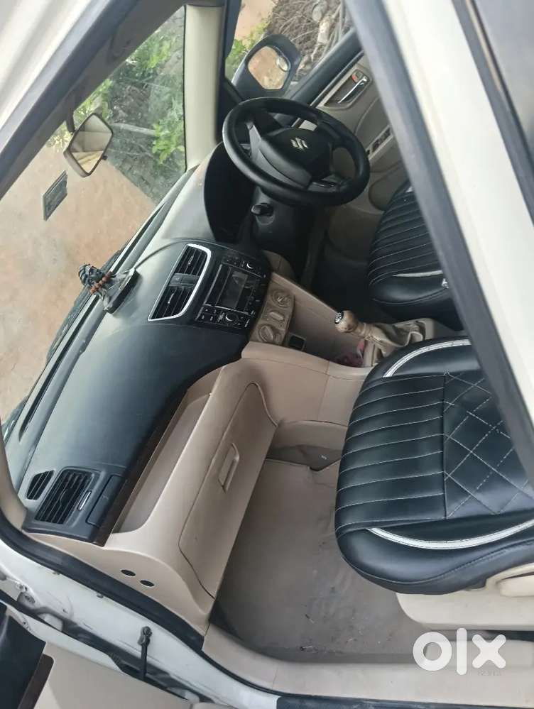Good Condition Vxi Top Model 2017 Modal