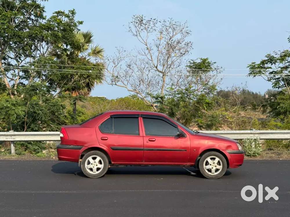 Ford Ikon 2004 Petrol