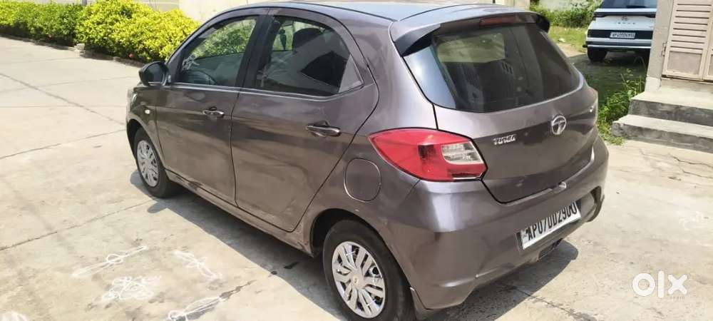 Tata Tiago 2016 Petrol Xe
