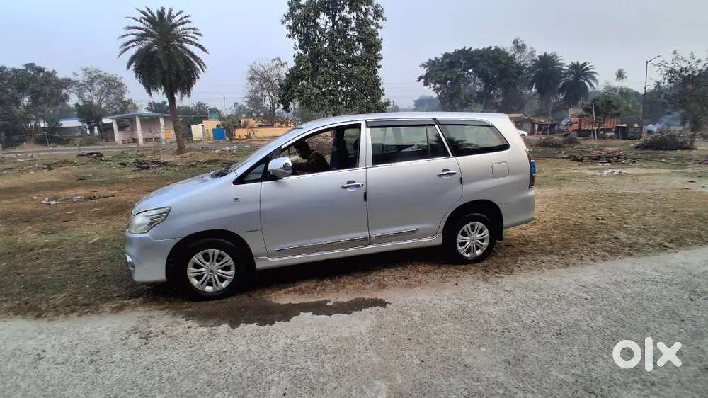 Toyota Innova Gx 2013