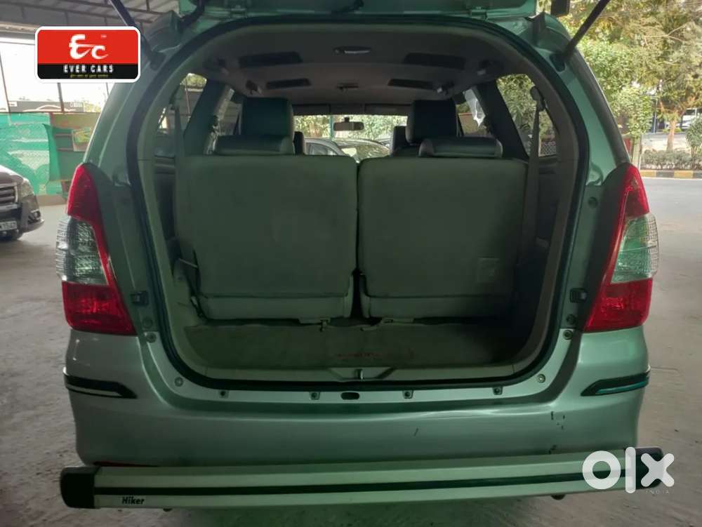 Toyota Innova 2.5 Vx 7 Seater Bs Iv, 2014, Diesel
