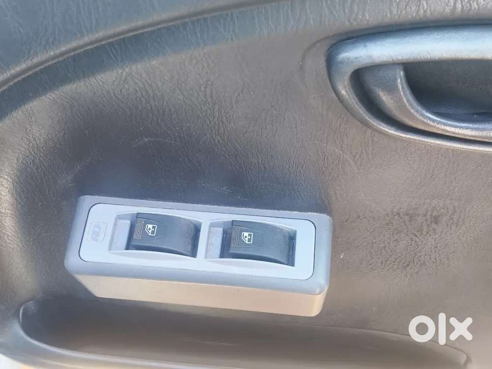 2008.model.lxi.powerwindow.centerlock.acworking