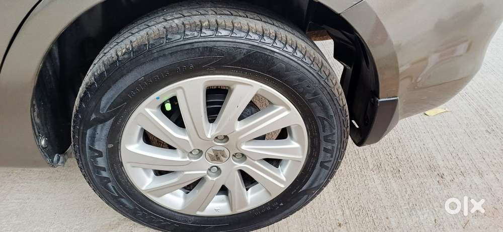 Maruti Suzuki Dzire Zxi Ags, 2016, Petrol