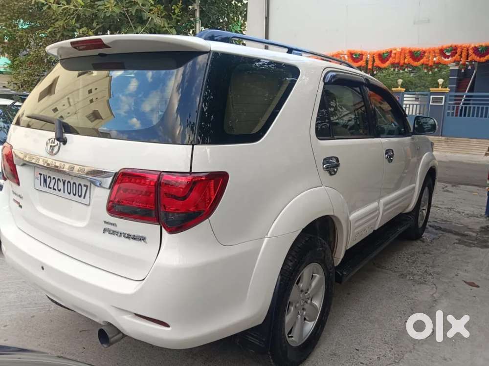 Toyota Fortuner, 2011, Diesel