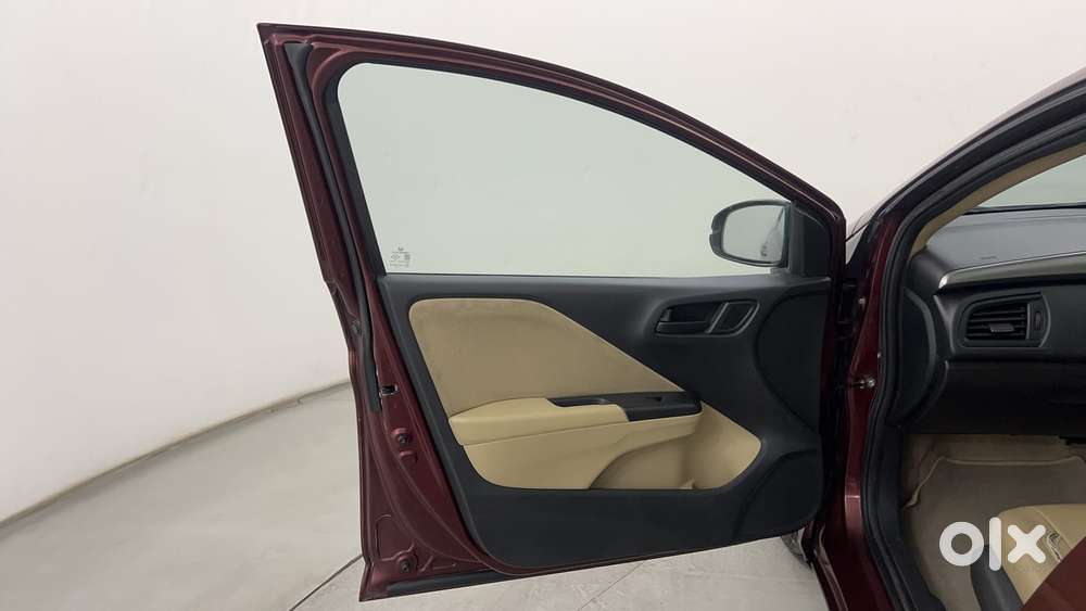 Honda City I-vtec Cvt Zx, 2015, Petrol