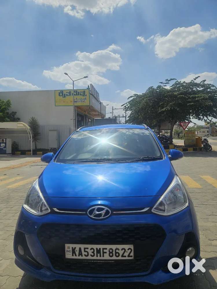 Hyundai Grand I10 Sportz 2019 Petrol Showroom Maintained