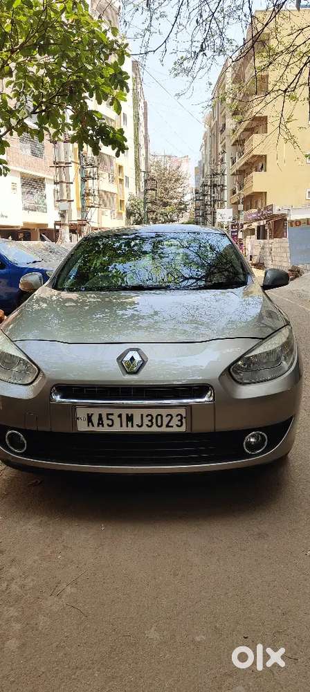 Renault Fluence 2012 Petrol 65000 Km Driven