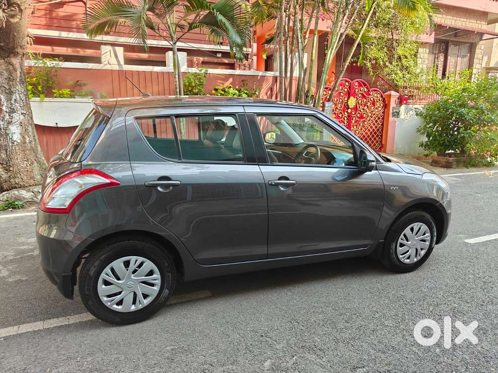 Maruti Suzuki Swift 1.2 Vxi (o), 2016, Petrol