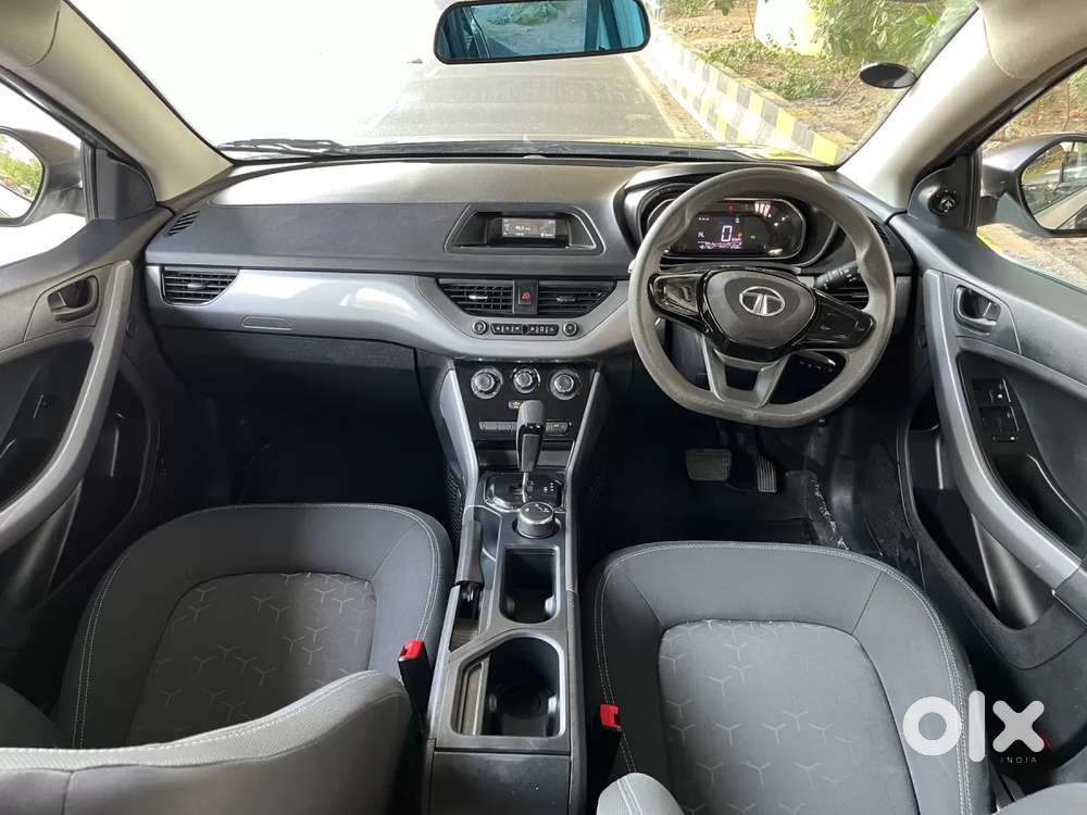 Tata Nexon 1.2 Revotron Xma Amt (s), 2023, Petrol