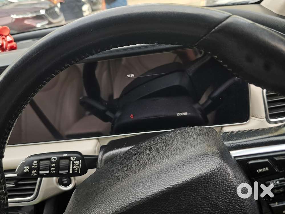 Mahindra Xuv700 2.2 Ax 7 Diesel At Luxury Pack Str, 2023, Diesel