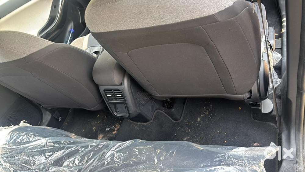 Tata Nexon Pure Plus S Diesel Mutual Grey Colour