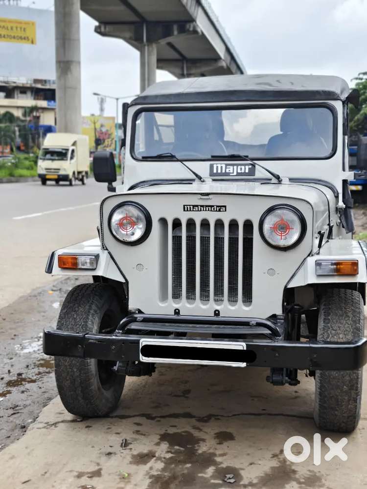 Mahindra Jeep Classic 1985