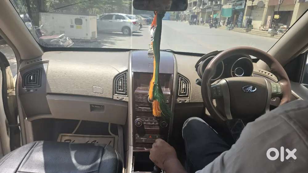 Mahindra Xuv500 2012 Diesel 135000 Km Driven