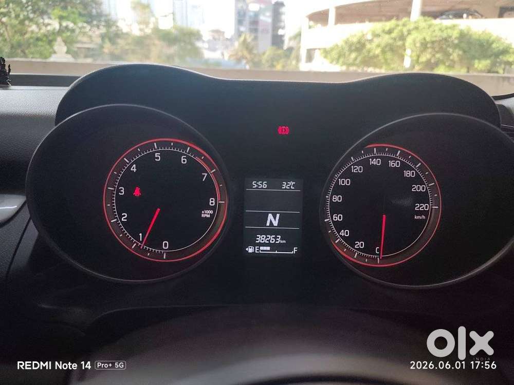 Maruti Suzuki Swift Amt Vvt Zxi, 2018, Petrol