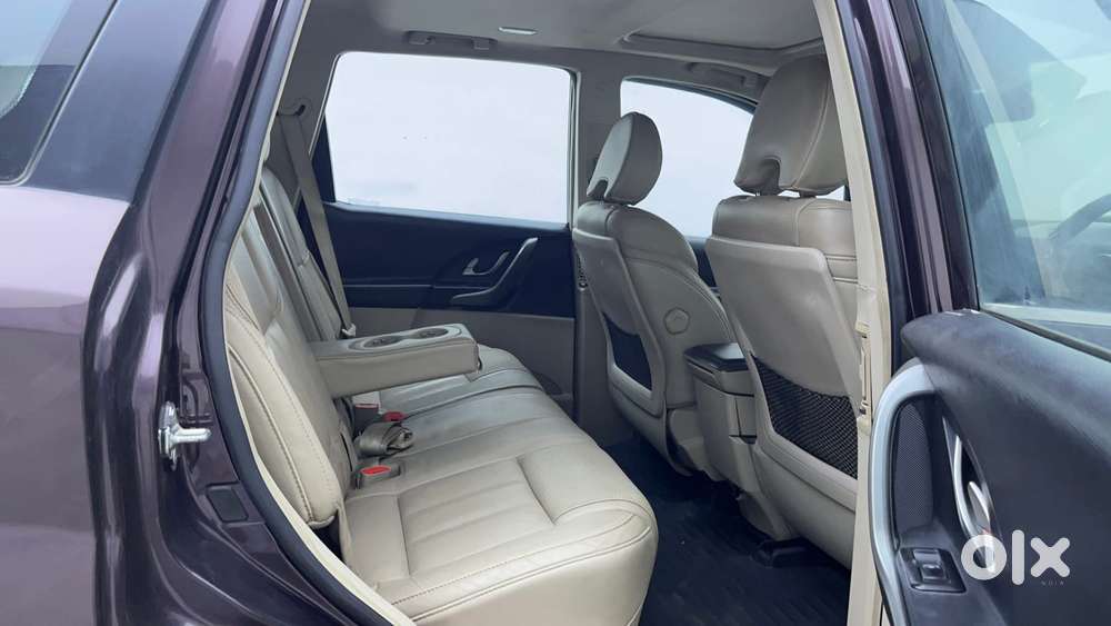 Mahindra Xuv500 W10 At, 2016, Diesel