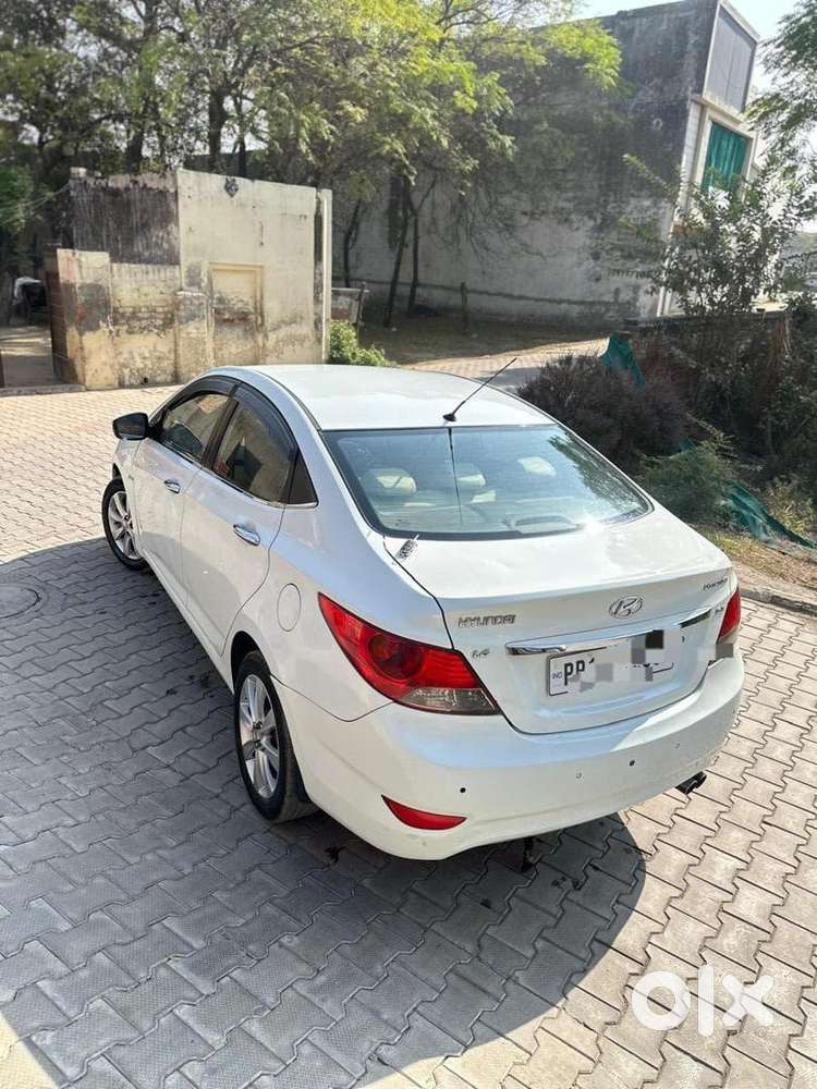 Hyundai Fluidic Verna 2012 Diesel Well Maintained