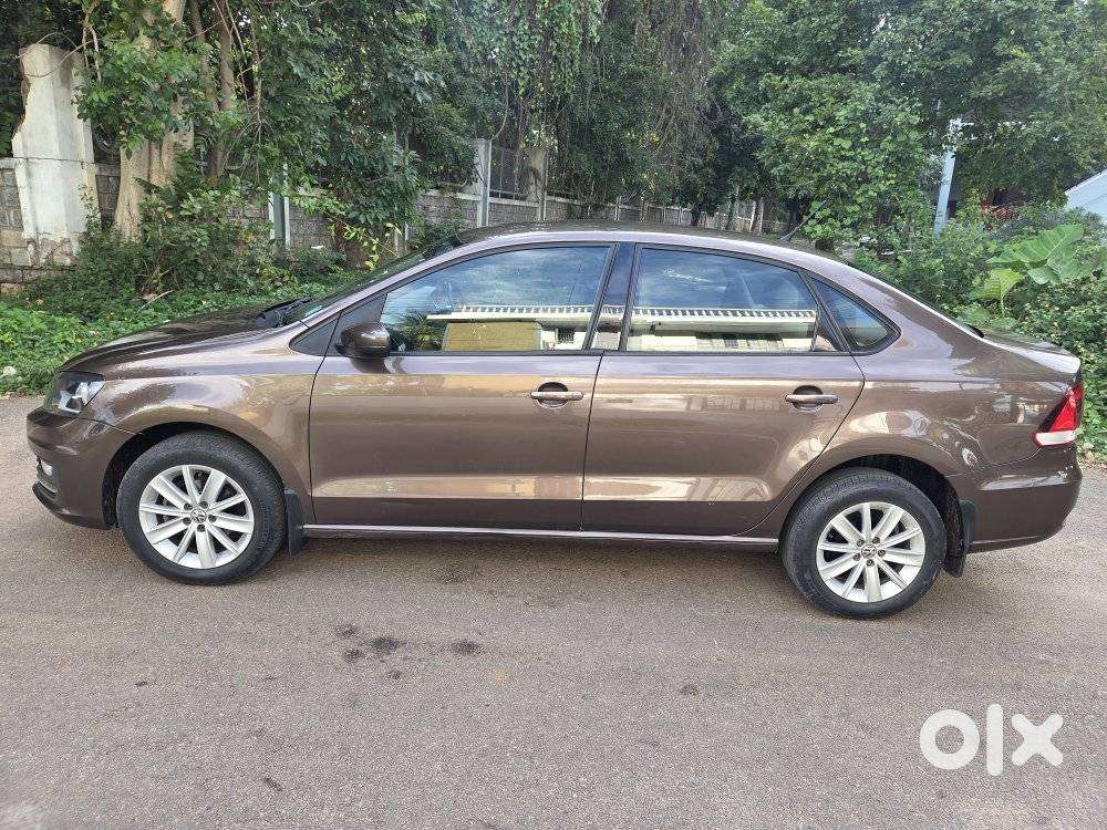 Volkswagen Vento 1.6 Highline, 2016, Petrol
