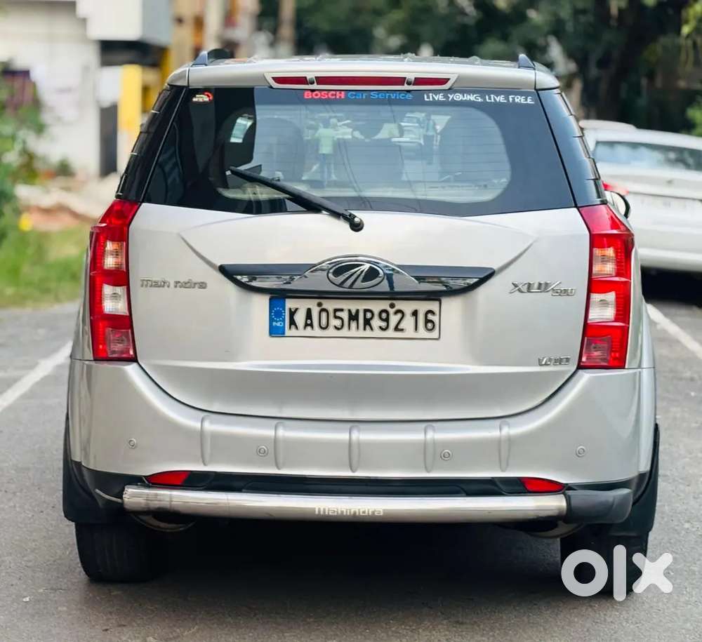 Mahindra XUV500 2015 W10 (Sunroof)