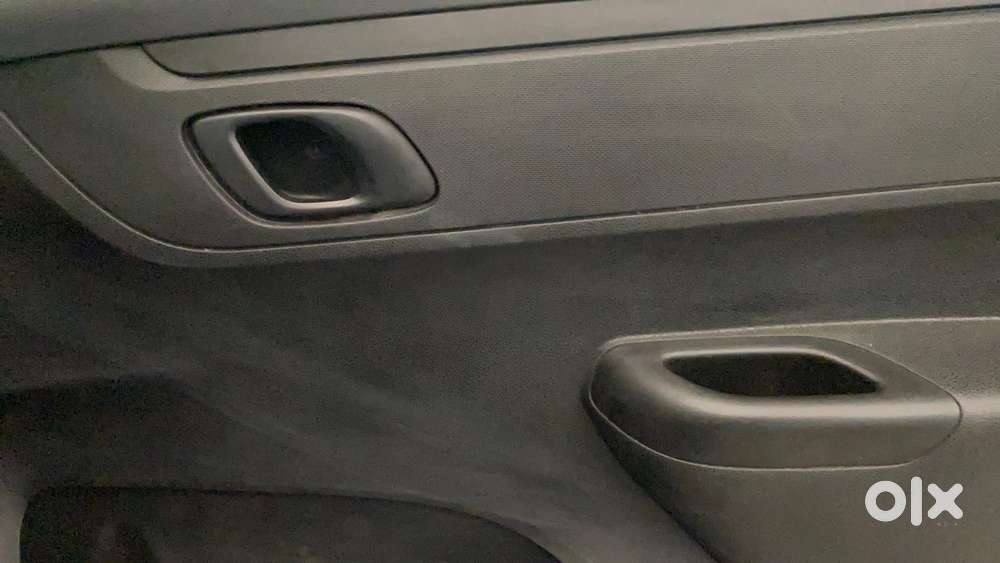 Renault Kwid 2019-ongoing 1.0 Rxt Amt (o), 2020, Petrol