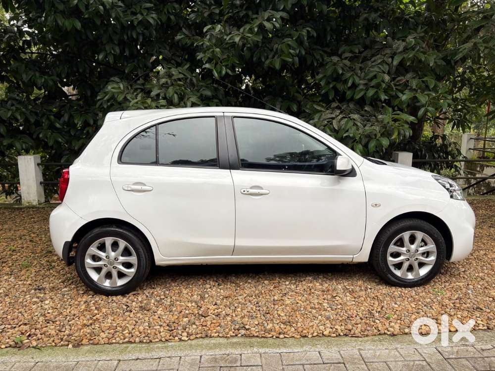 Nissan Micra Automatic Full Option ..