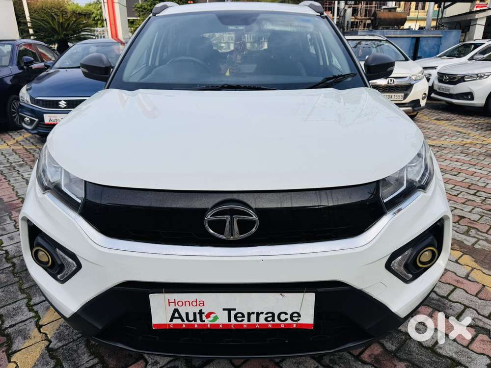 Tata Nexon 1.2 Revotron Xma Amt (s), 2021, Petrol