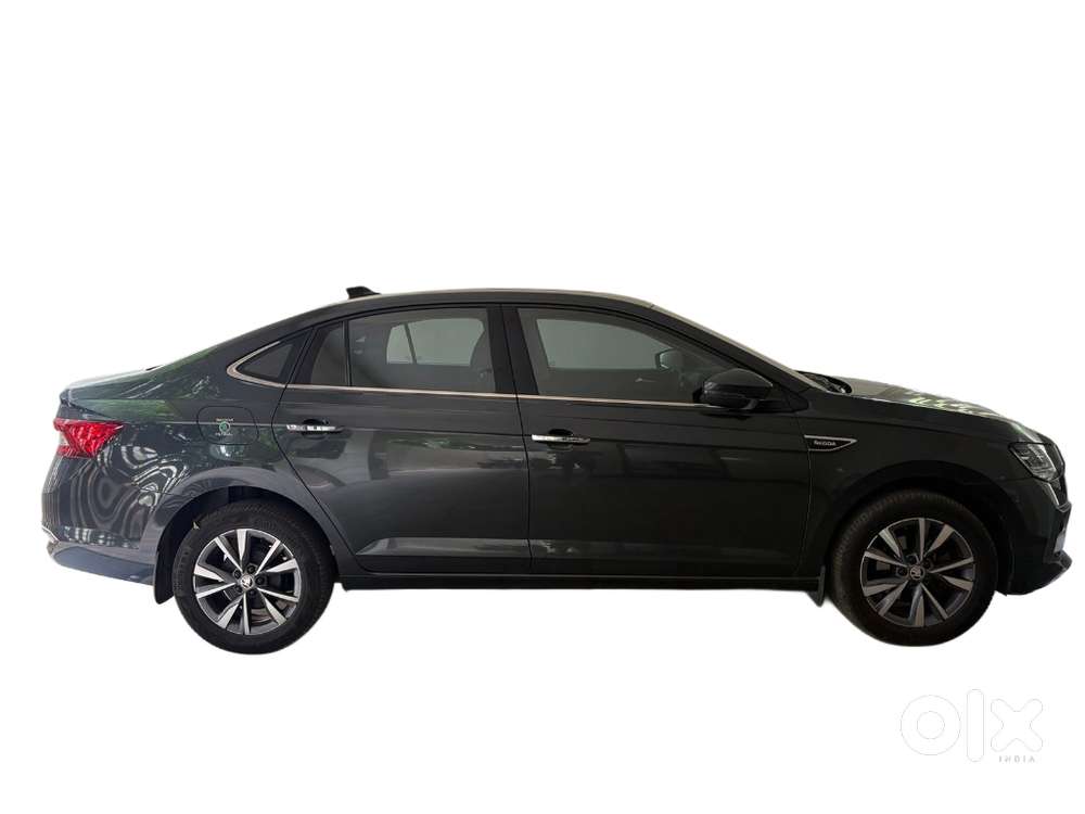 Skoda Slavia 1.0 Tsi Style, 2022, Petrol