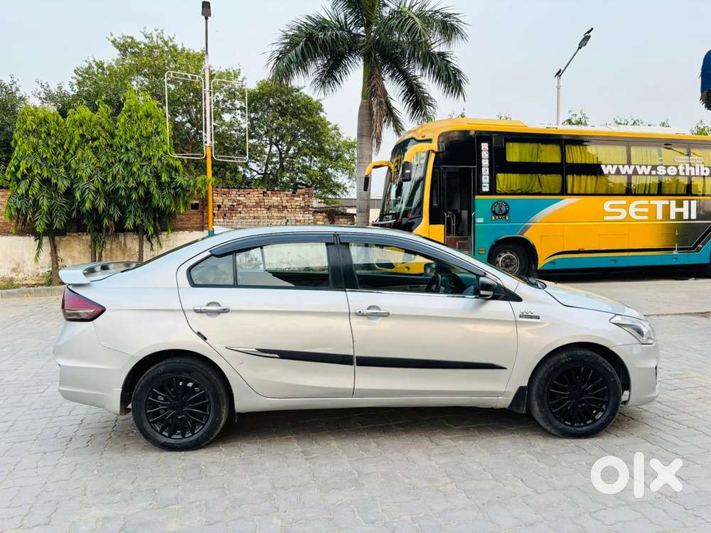 Maruti Suzuki Ciaz Zdi Shvs, 2017, Petrol