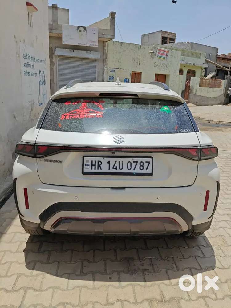 Fronx Delta Plus White
