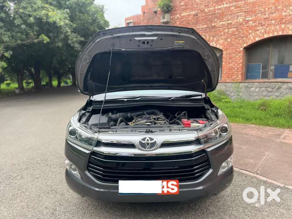 Toyota Innova Crysta 2018 Petrol 1st