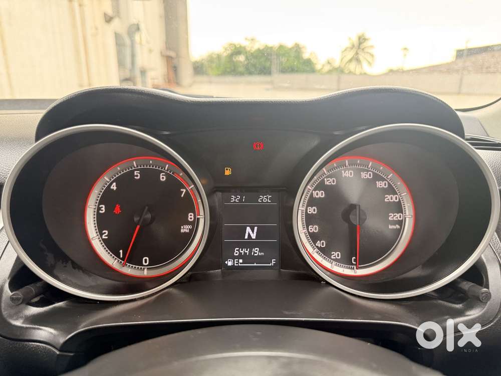 Maruti Suzuki Swift Amt Zxi, 2019, Petrol