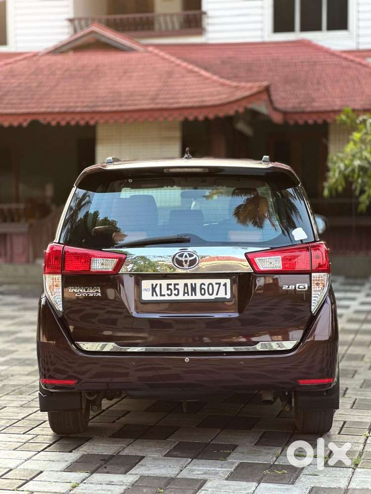 Toyota Innova Crysta 2.8 Gx At 8s, 2018, Diesel