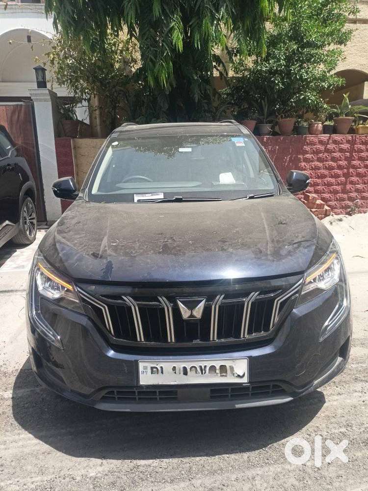 Mahindra Xuv700 2.0 Ax 7 Petrol At Str, 2024, Petrol