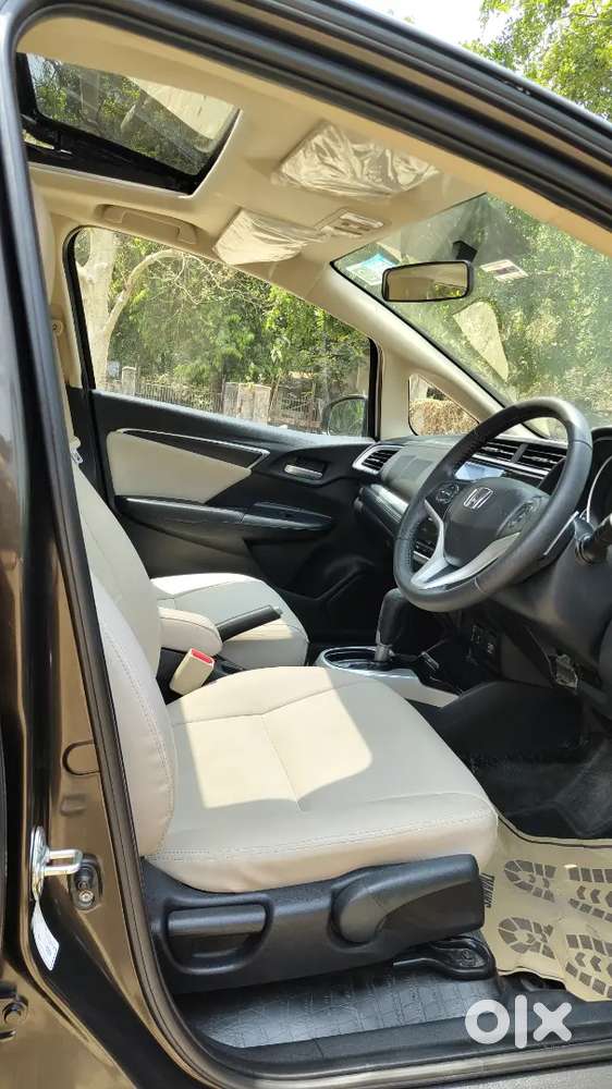 Honda Jazz 2020 Automatic 900 Km Driven