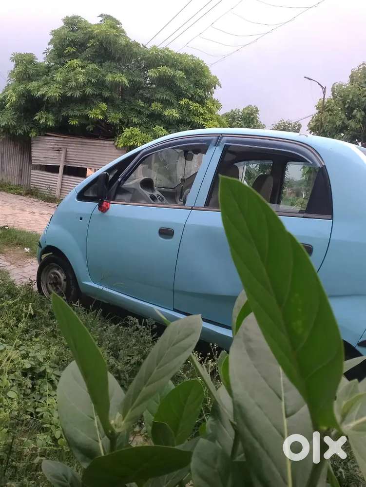 Tata Nano Lx 2012