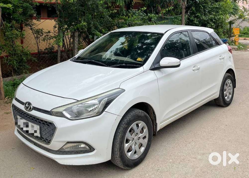 Hyundai I20 Petrol Spotz, 2017, Petrol