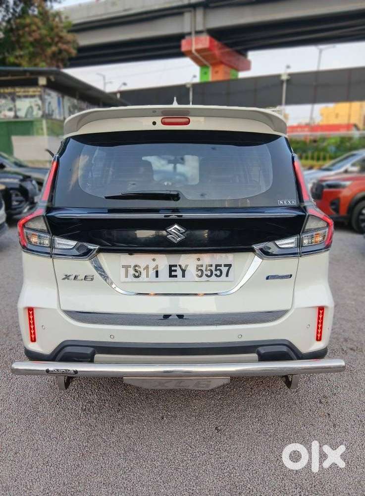 Maruti Suzuki Xl6 1.5 Alpha At, 2022, Petrol