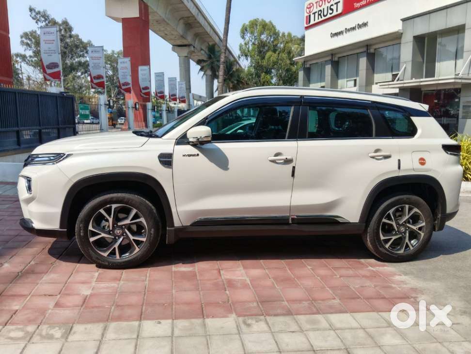 Toyota Urban Cruiser Hyryder 1.5 V Hybrid, 2025, Petrol