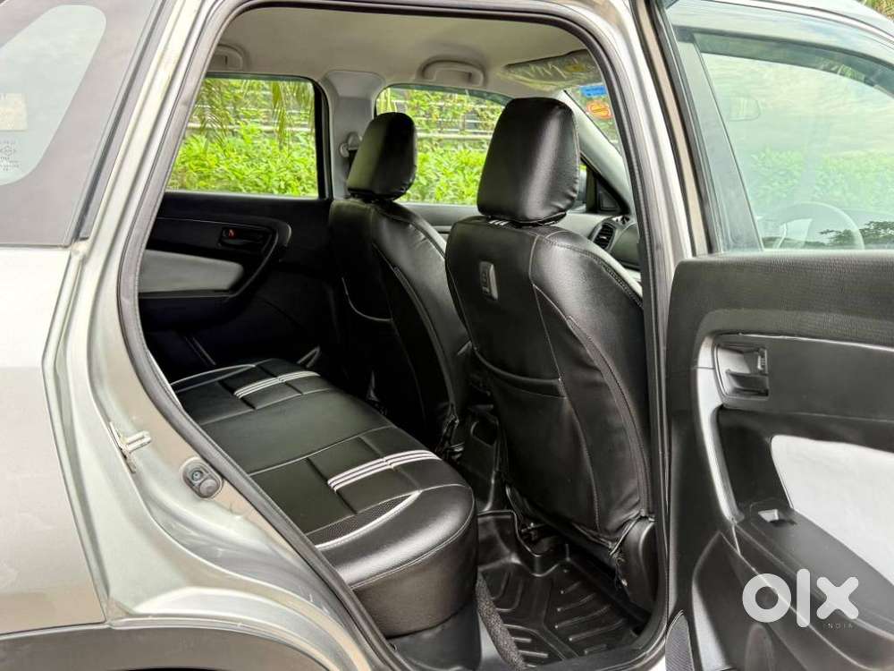 Maruti Suzuki Brezza 1.5 Vxi At Smart Hybrid, 2022, Petrol